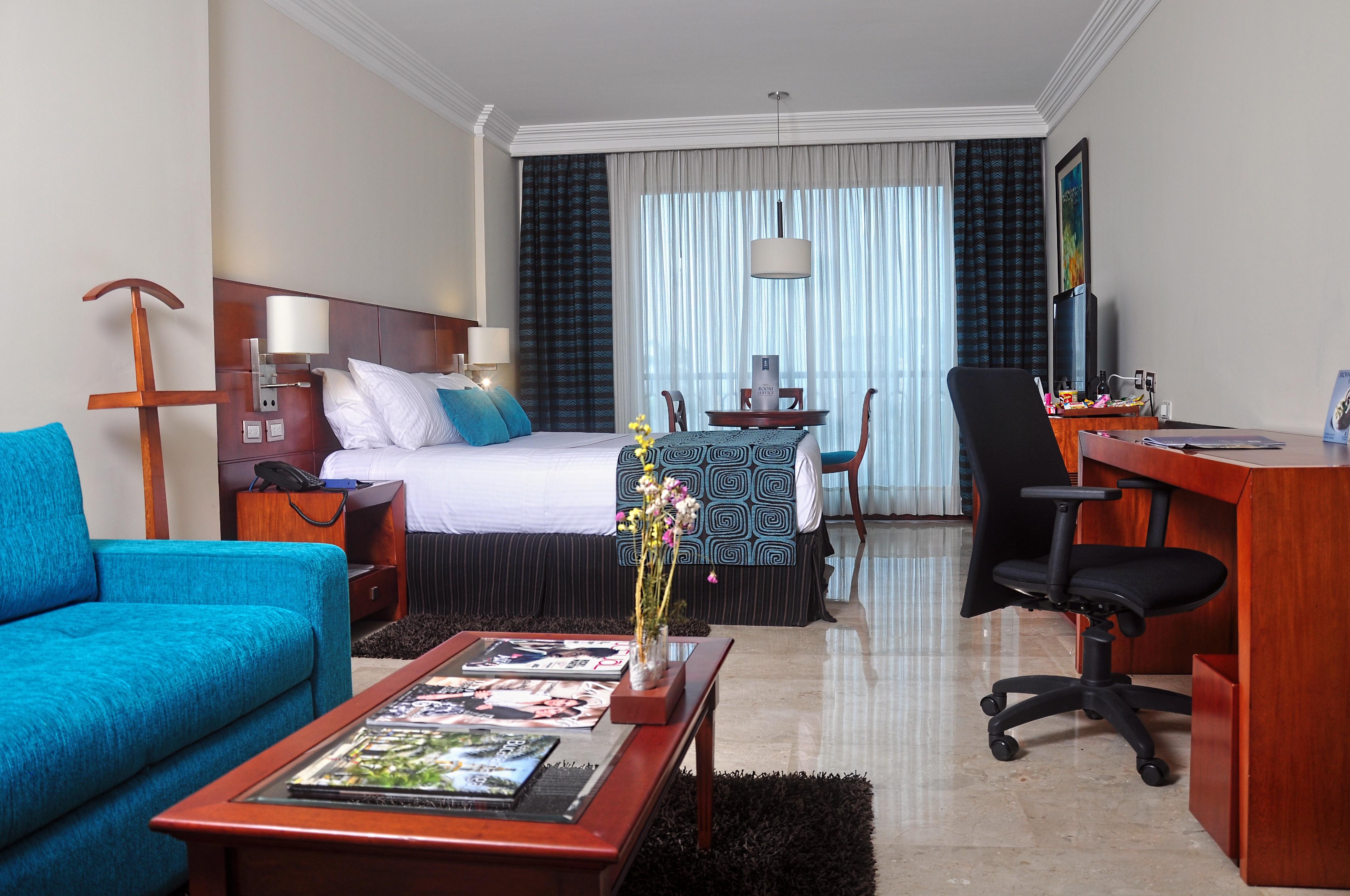 Hotel Dann Carlton Bucaramanga Exteriér fotografie A room at the hotel