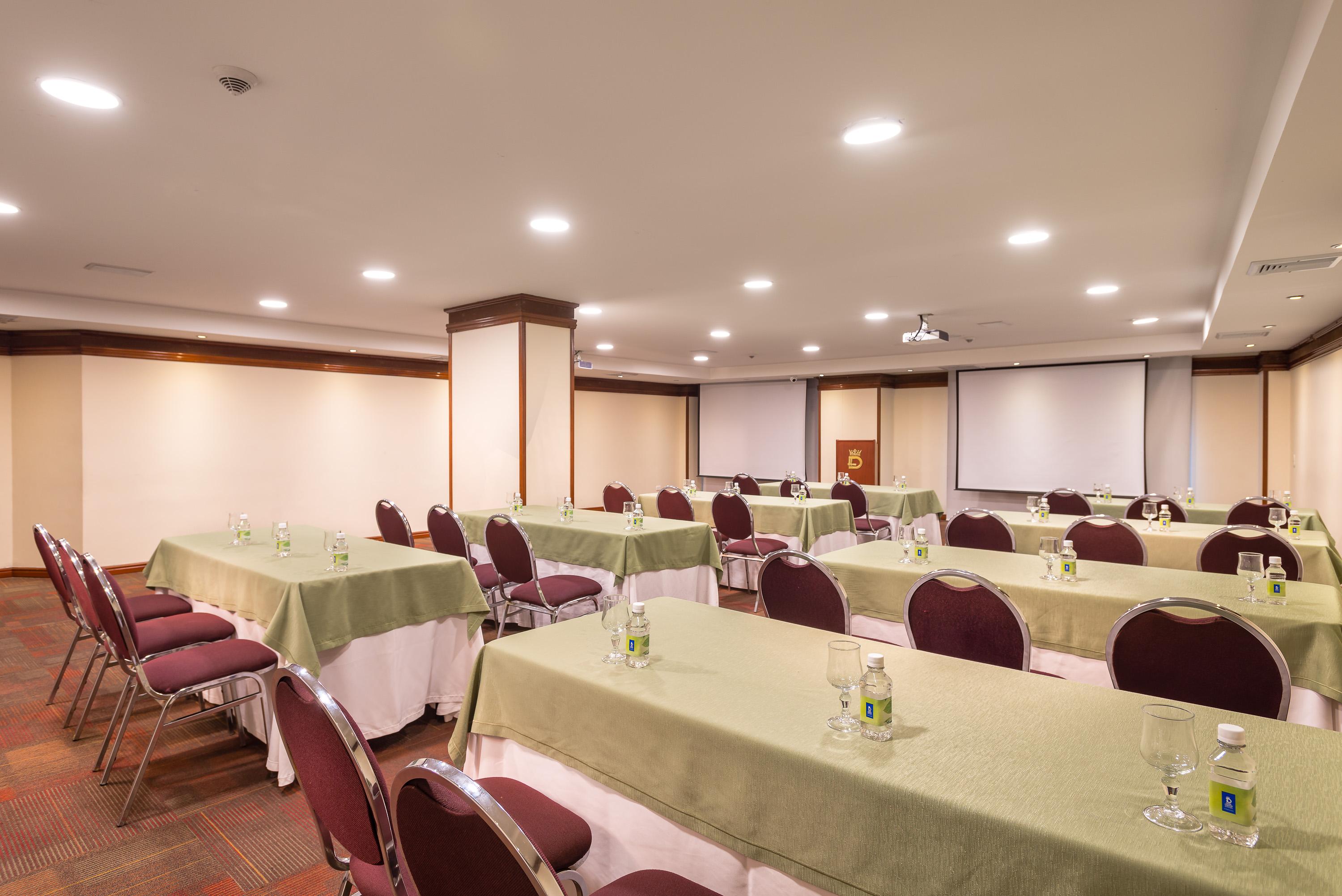 Hotel Dann Carlton Bucaramanga Exteriér fotografie Meeting room